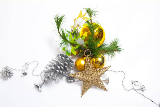 Weihnachtsbaum schmücken ideen modern – Diese Fehler solltest du vermeiden!