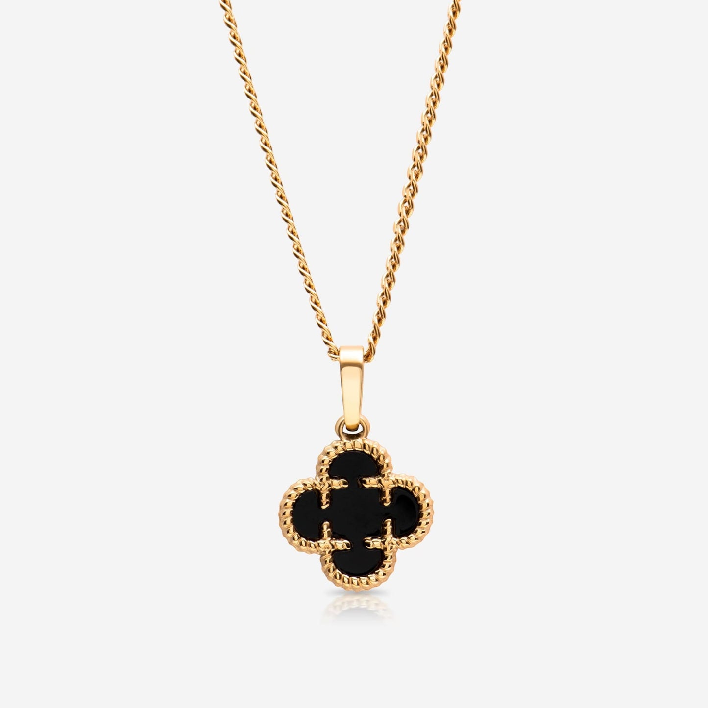 clover medaillon black