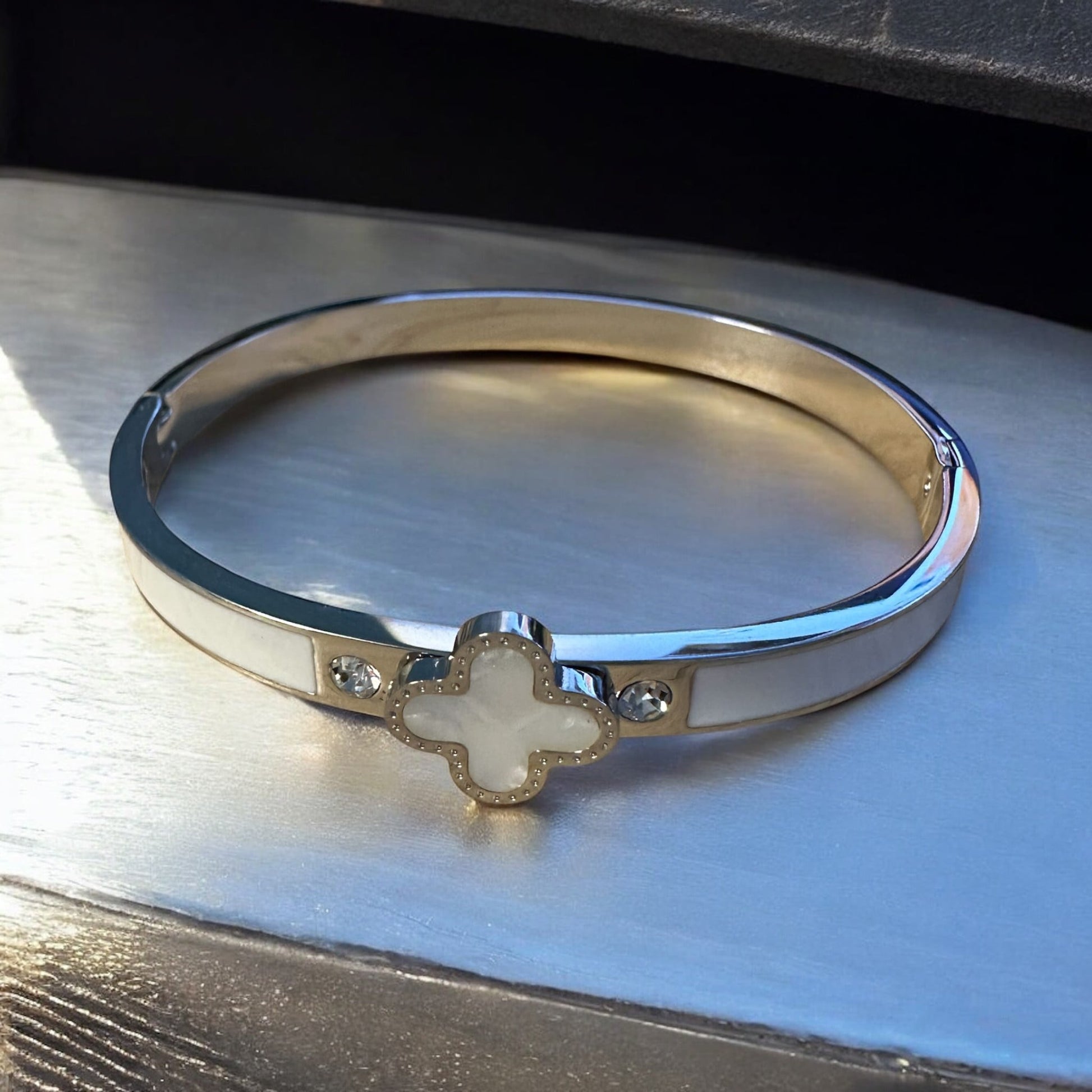 Clover Armreif - BestJewelery